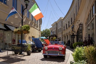 photo cars in the euro curve